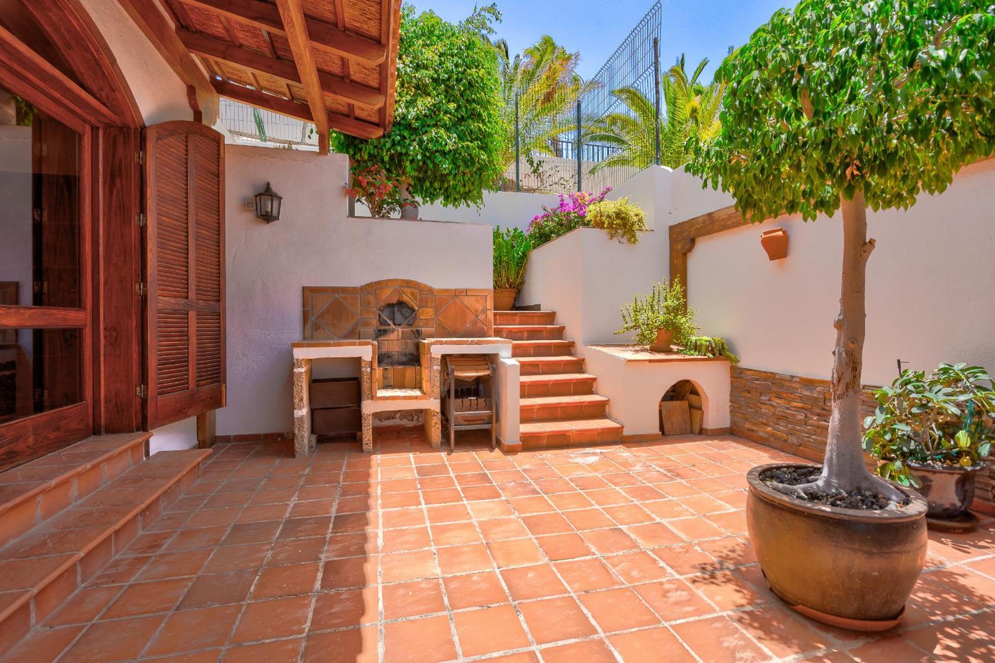 Buenavista Panoramic Villa In Costa Adeje Екстериор снимка
