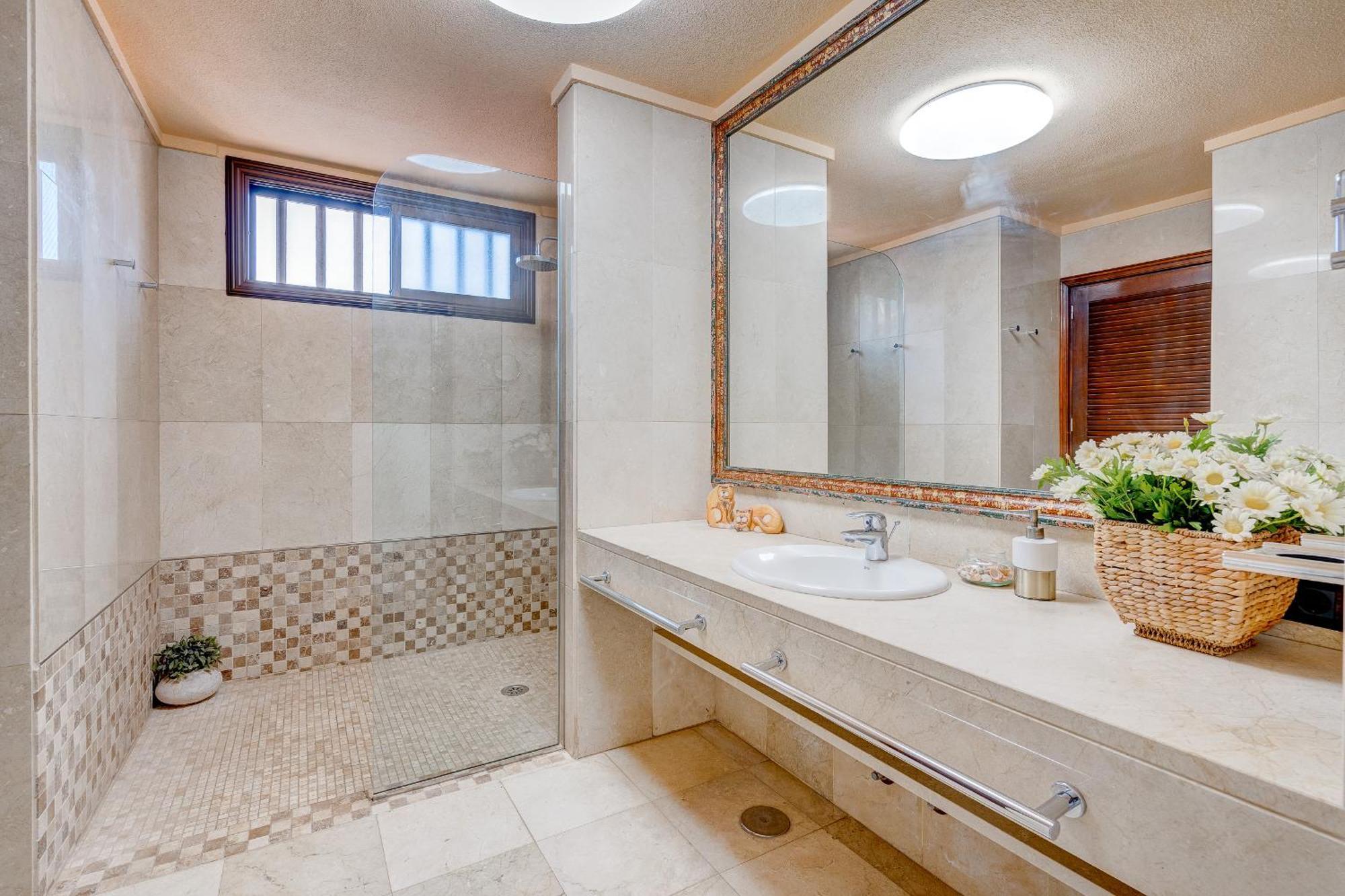 Buenavista Panoramic Villa In Costa Adeje Екстериор снимка